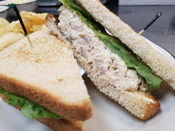 chicken salad sandwich